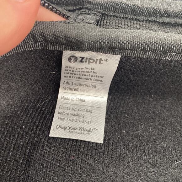 Zip it black case - Picture 5 of 6